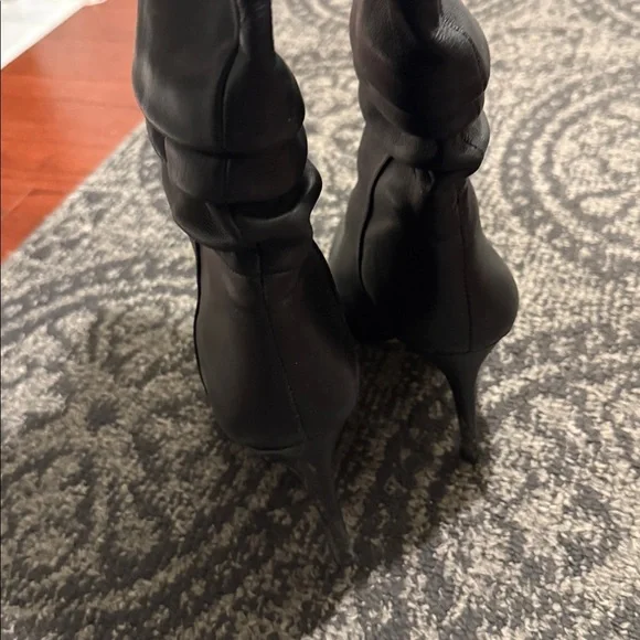 Vince Camuto Black Leather Heeled Boots - Picture 4 of 5
